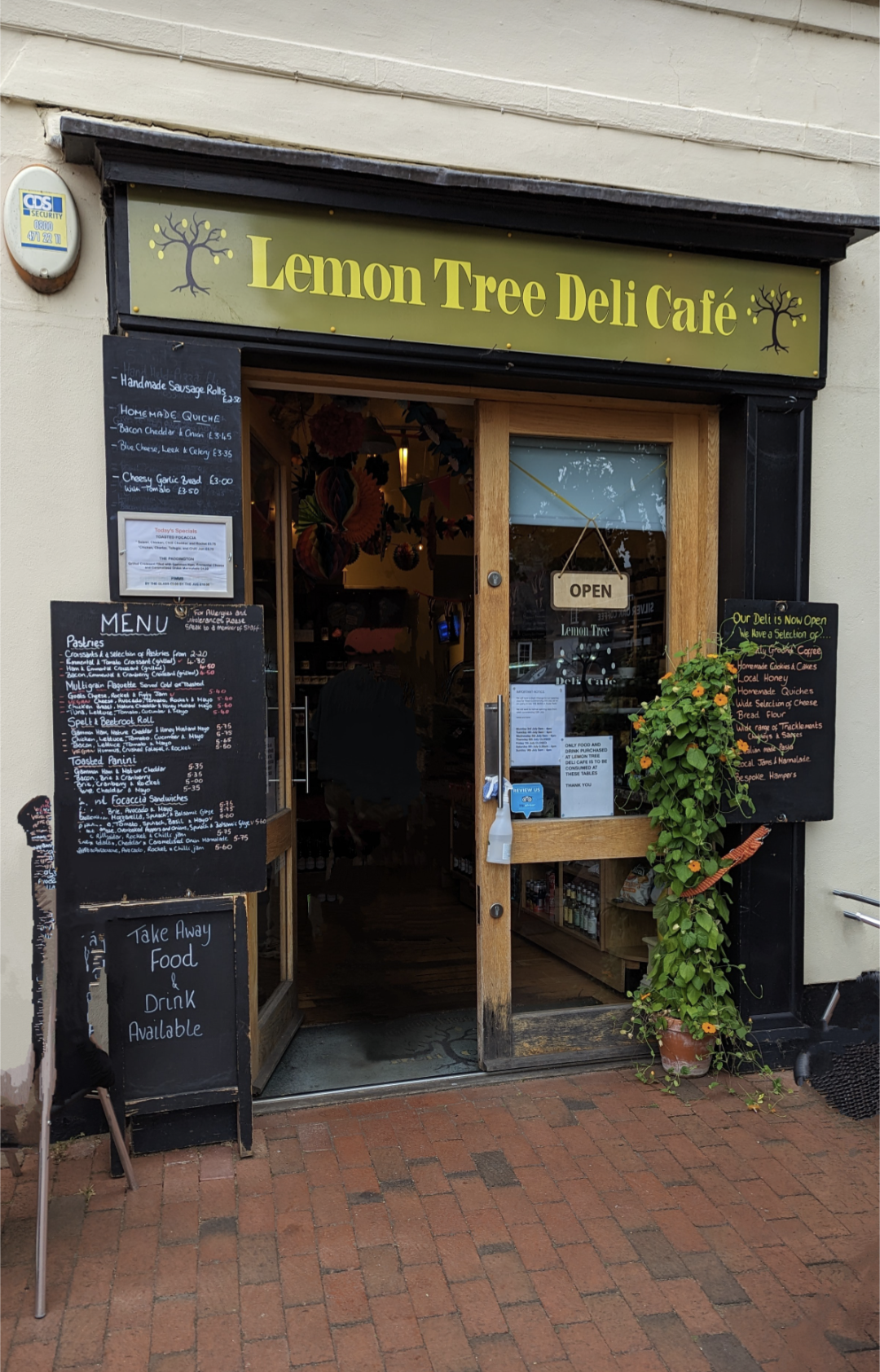 Lemon Tree Deli Cafe 🍋 – Ely
