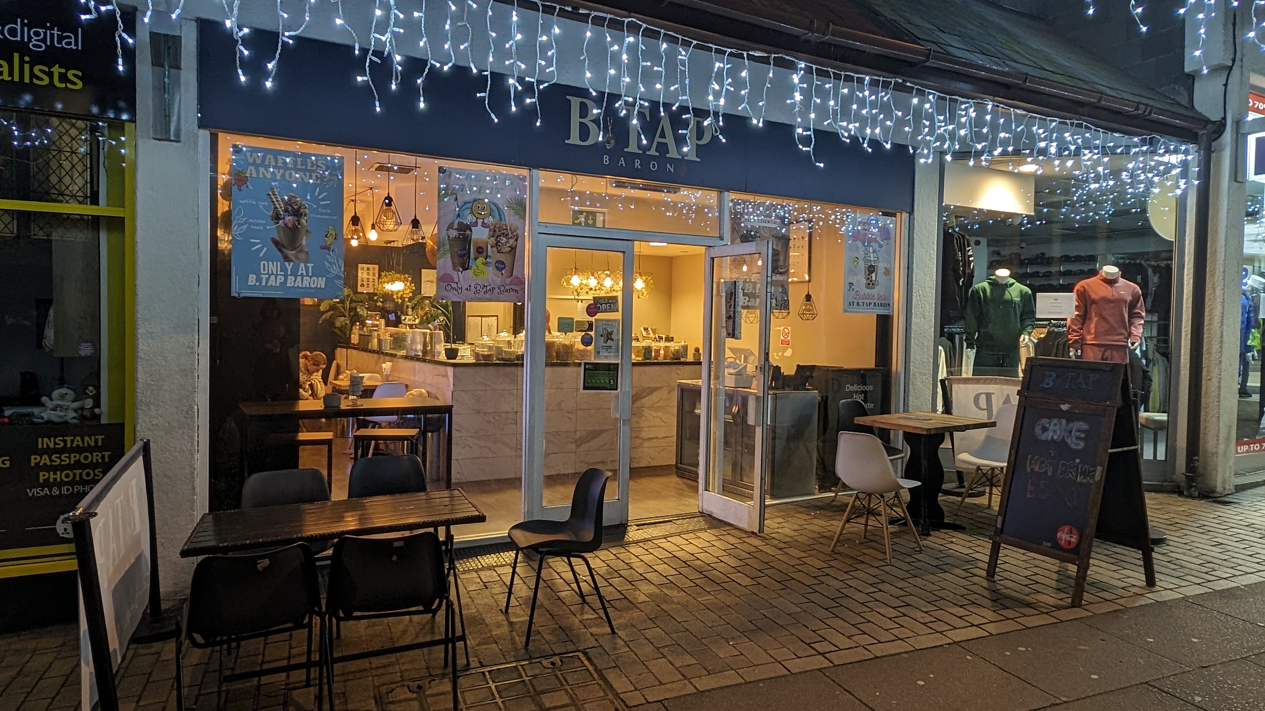 B Tap Baron – Waffles & Milkshakes! 🧇