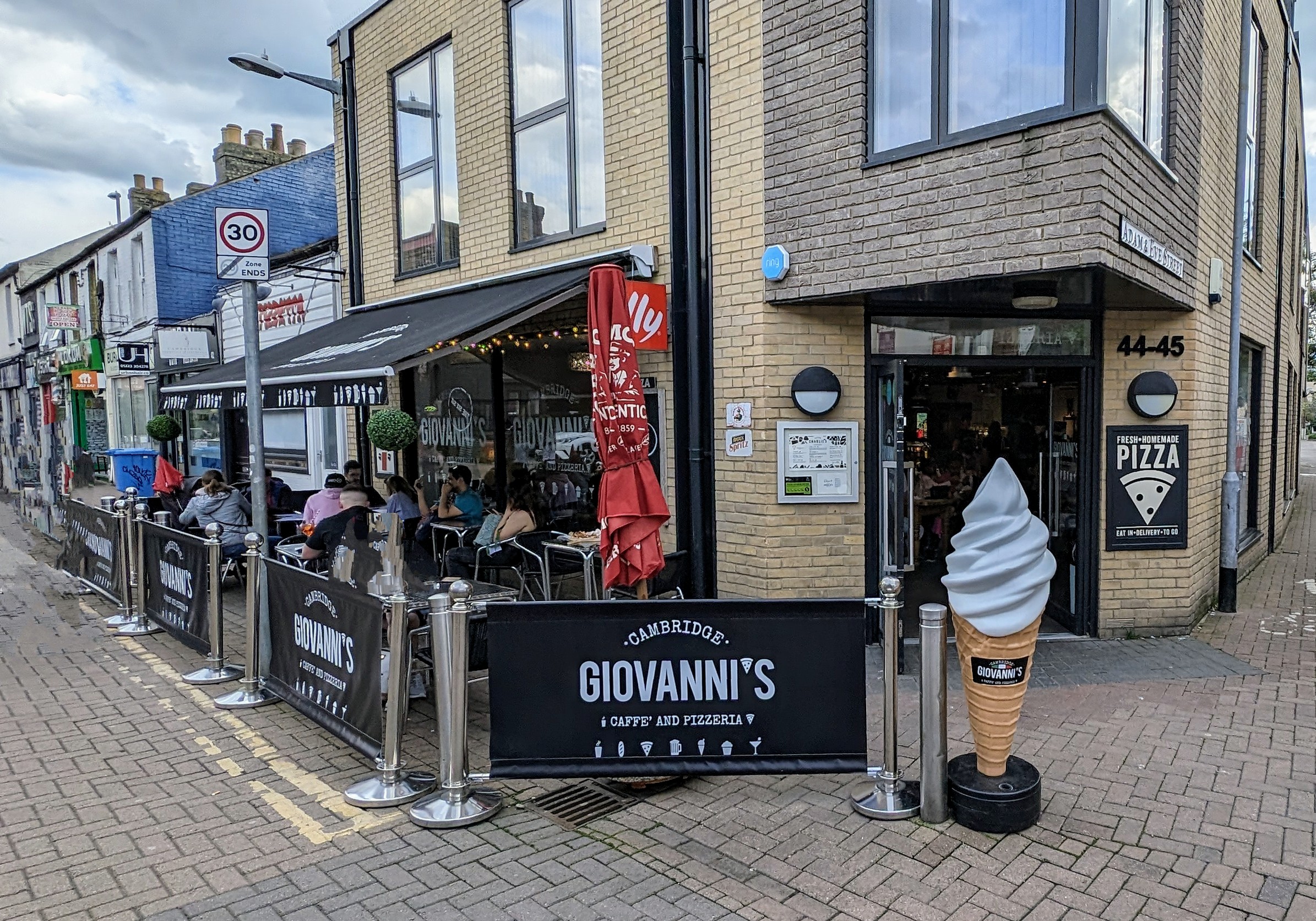 Giovanni’s caffe’ and pizzeria