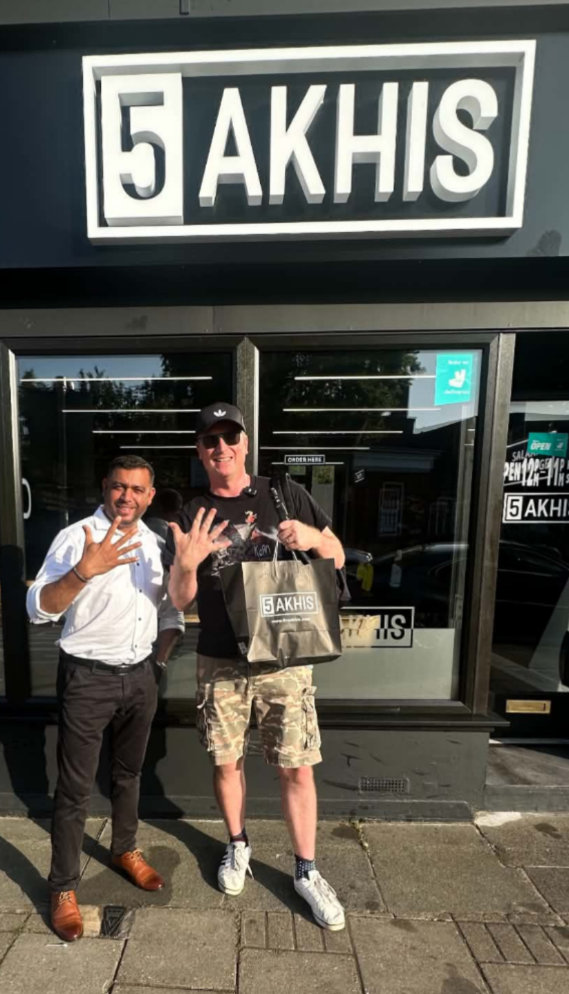 5Akhirs – Smash Burgers & Fried Chicken in Cambridge